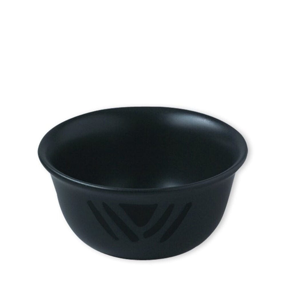 Family enjoying a hearty meal with the versatile deep bowls