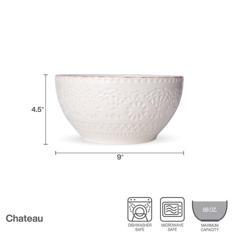 Chateau serving bowl in use, serving a delicious pasta dish at a family gathering.