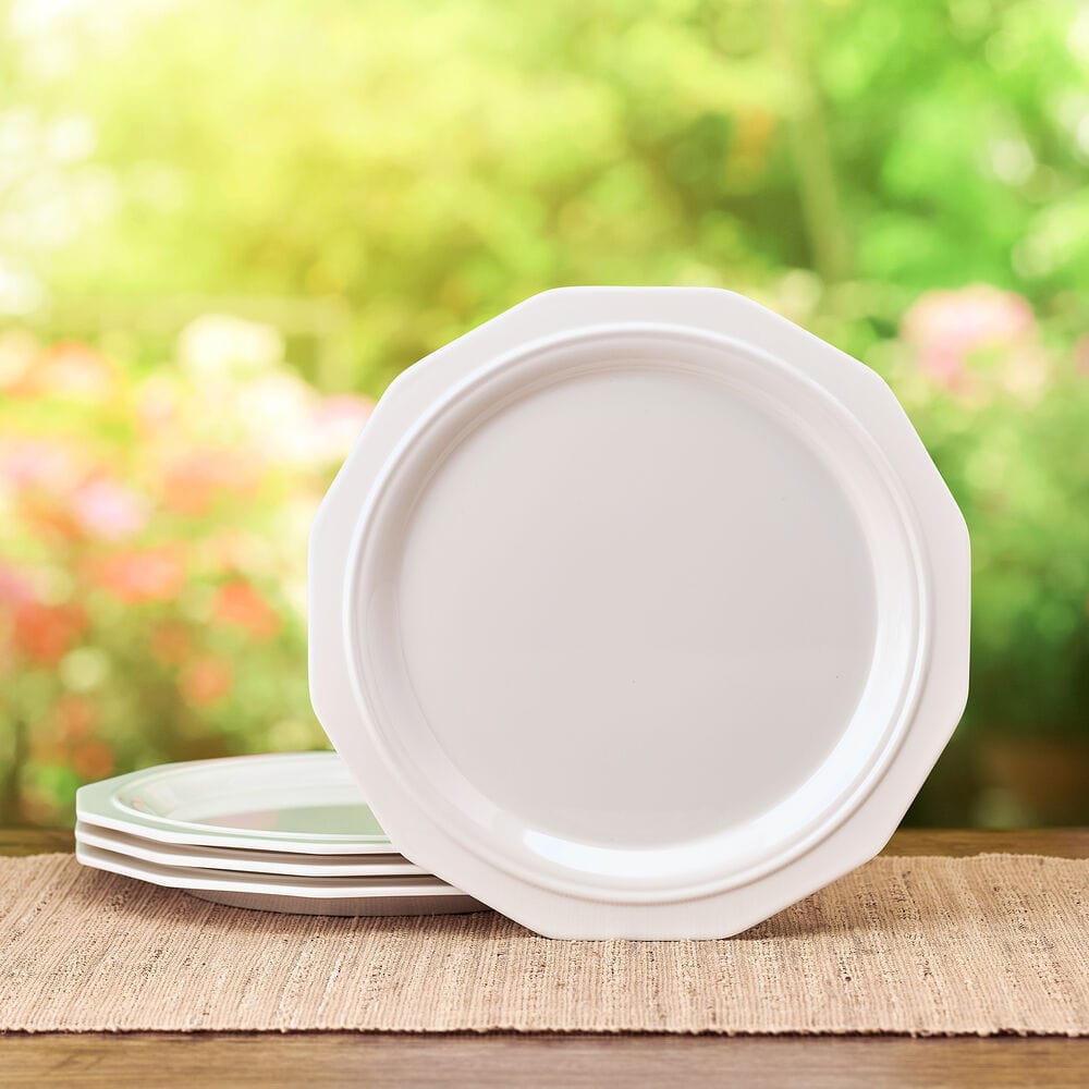 Close-up of Heritage Premium Outdoor Dinner Plates showcasing the unique 12-sided design, perfect for picnics.