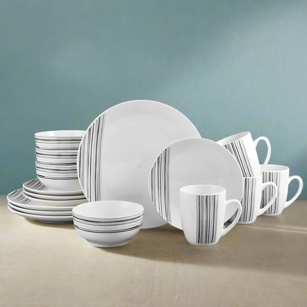 Porcelain dinnerware set for 4 with brushed lines design, perfect for family dining