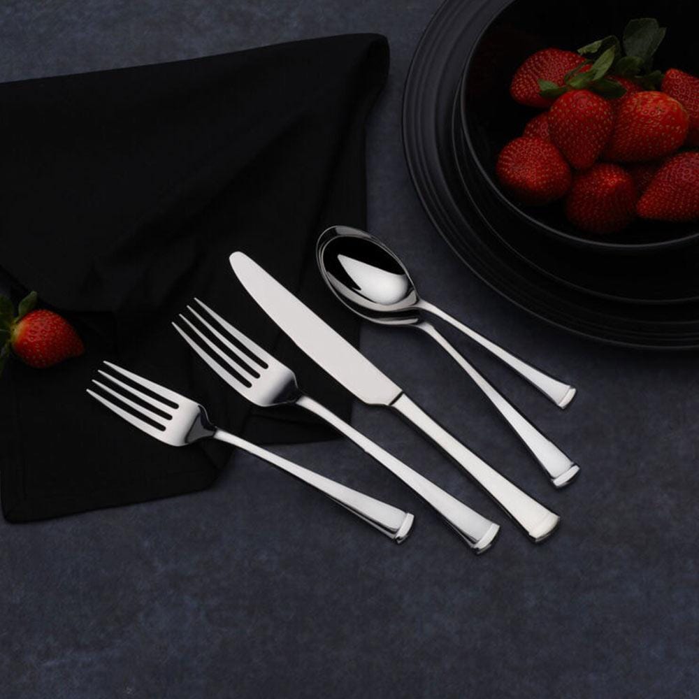 Dishwasher safe flatware set for dinner parties, made from premium stainless steel